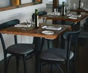 table setting at Southhold Social